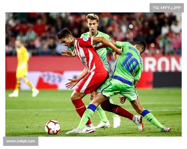 瓦纳特、戈麦斯先后破门，贝蒂斯与赫罗纳握手言和